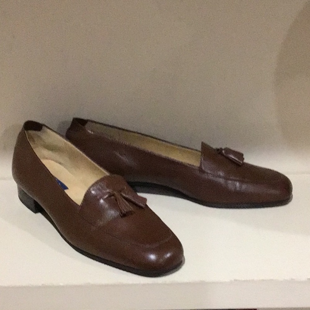 Selby Leather Loafers Women’s 7N